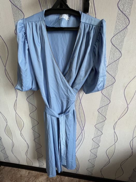 Платья нарядные