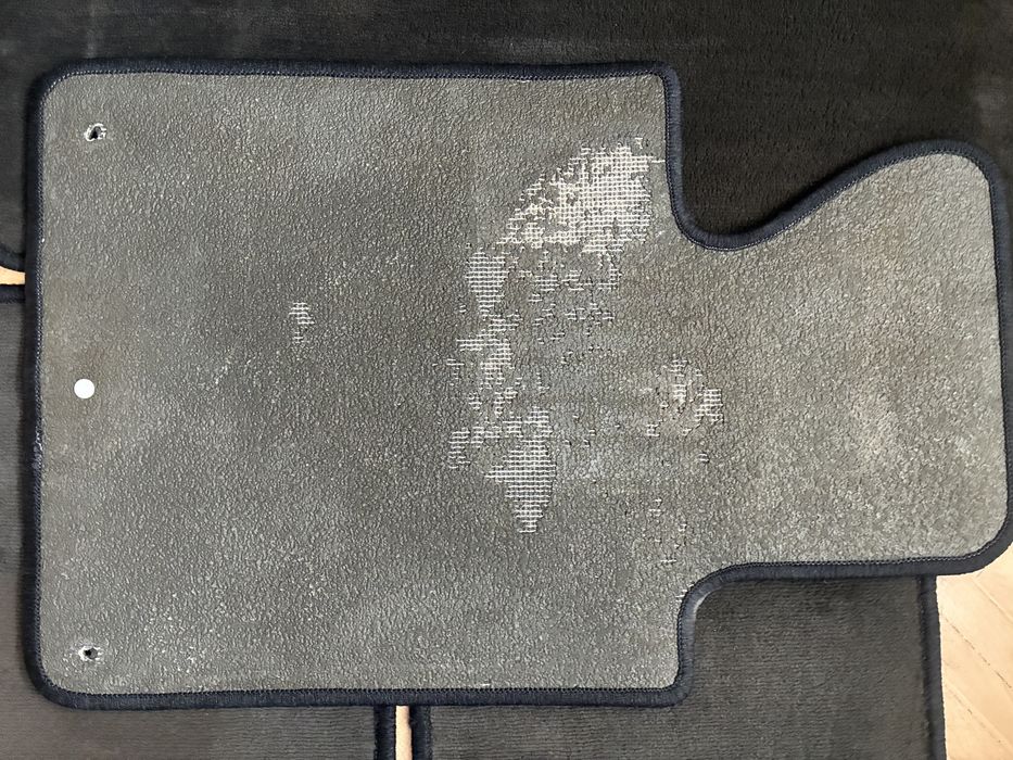 Set 4 covorase  velur Originale BMW E46 Seria 3