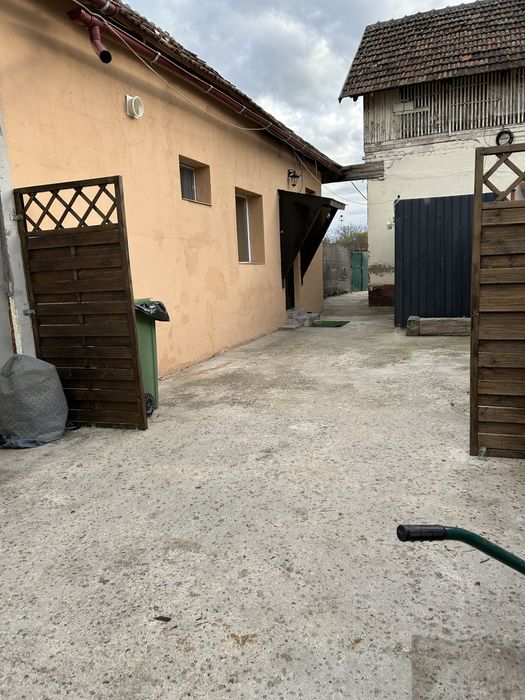 Vând sau schimb casă in Sacalaz in  vatra veche