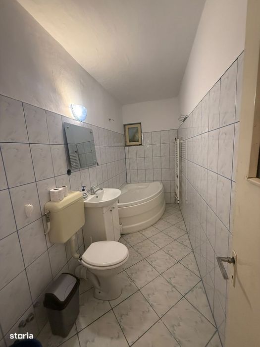 Apartament două camere - Str. Teiului - 51.900 euro negociabil