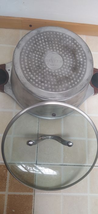 Казан  5литров индукционный.