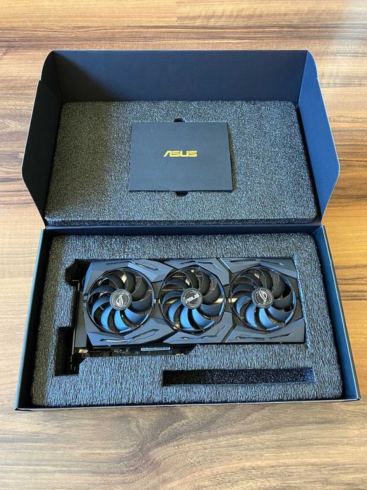 ASUS 5700 ROG Strix