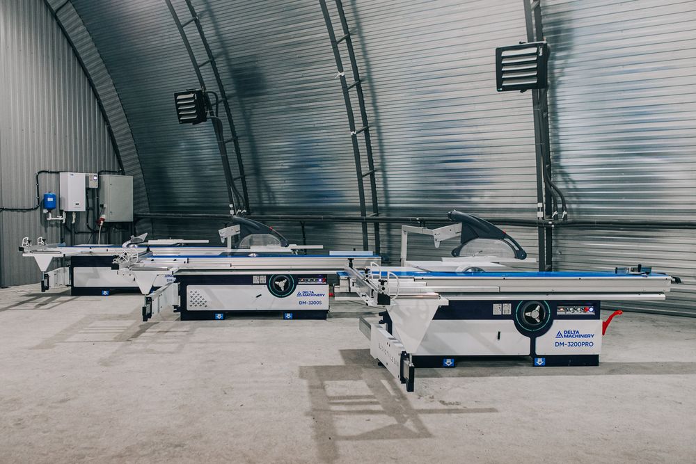 Форматно-раскроечный станок DM-3200PRO