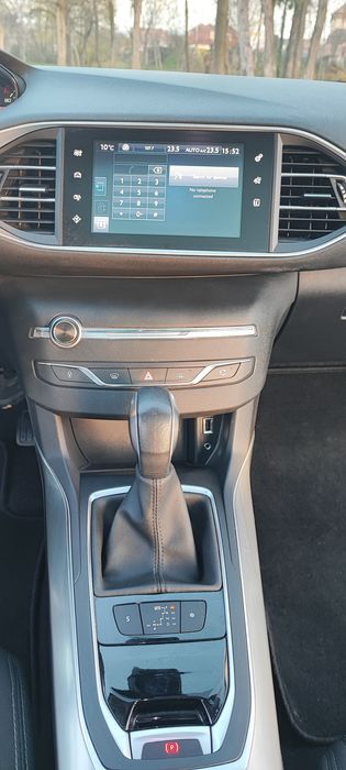 Peugeot 308 ÎNMATRICULAT– 2018 –AUTOMAT- 120.000 km- 1.6 BlueHDi