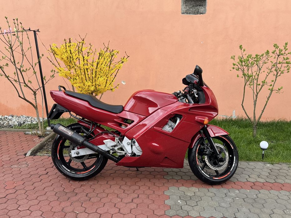 Honda cbr f2 impecabil