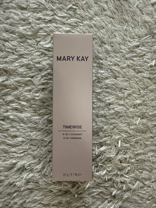 Geluri de curatare si hidratare Mary Kay