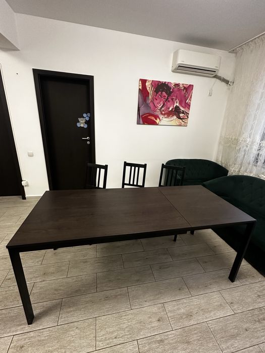 Doua canapele+ masa +scaune