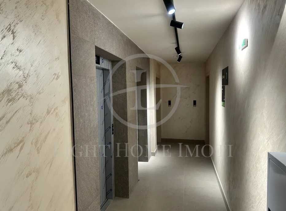 Продава се Тристаен апартамент в Пловдив, Тракия - 100 кв.м за 1570 €/кв.м - Снимка #6