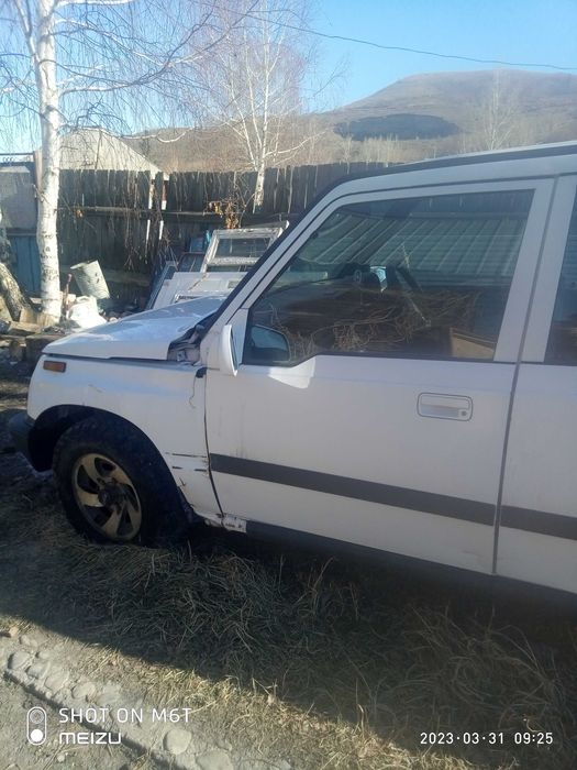 Suzuki эскудо машина