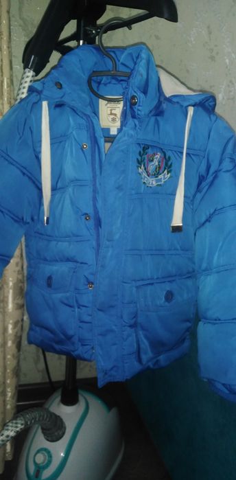 Продам куртку на мальчика