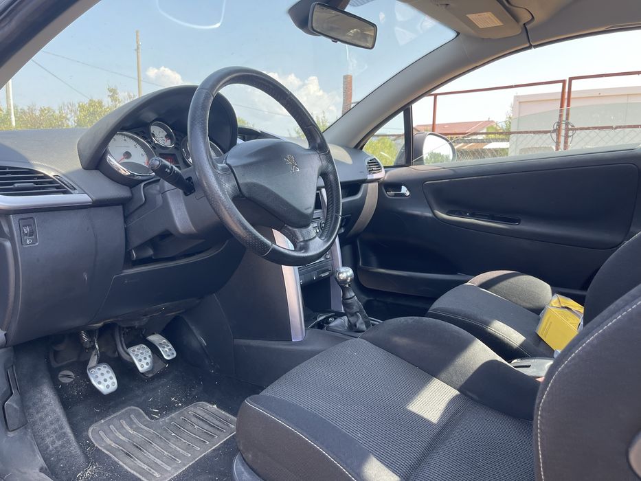 Peugeot 207cc 1.6i на части