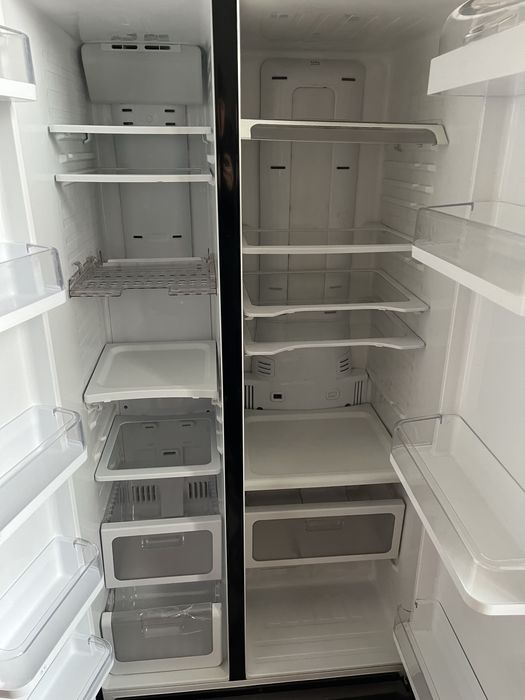 Холодильник марки самсунг. Б/у.