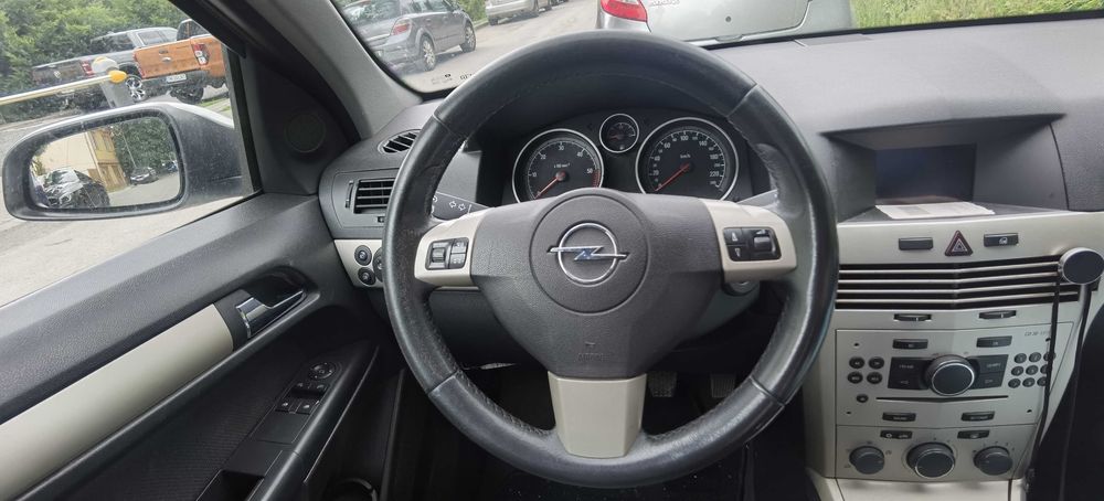 Opel Astra H break