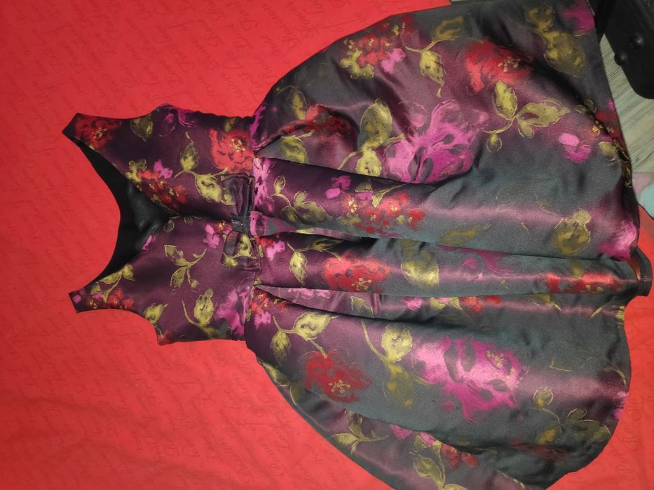 Рокля официална S размер