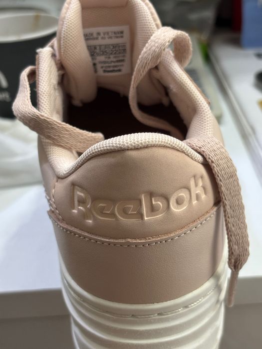 Обувки - дамски Reebok