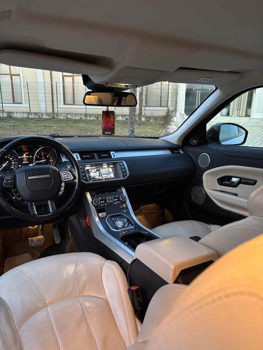 Vând Range Rover Evoque