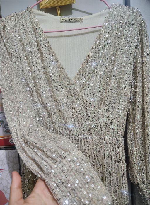 Вечерное платье, один раз одели