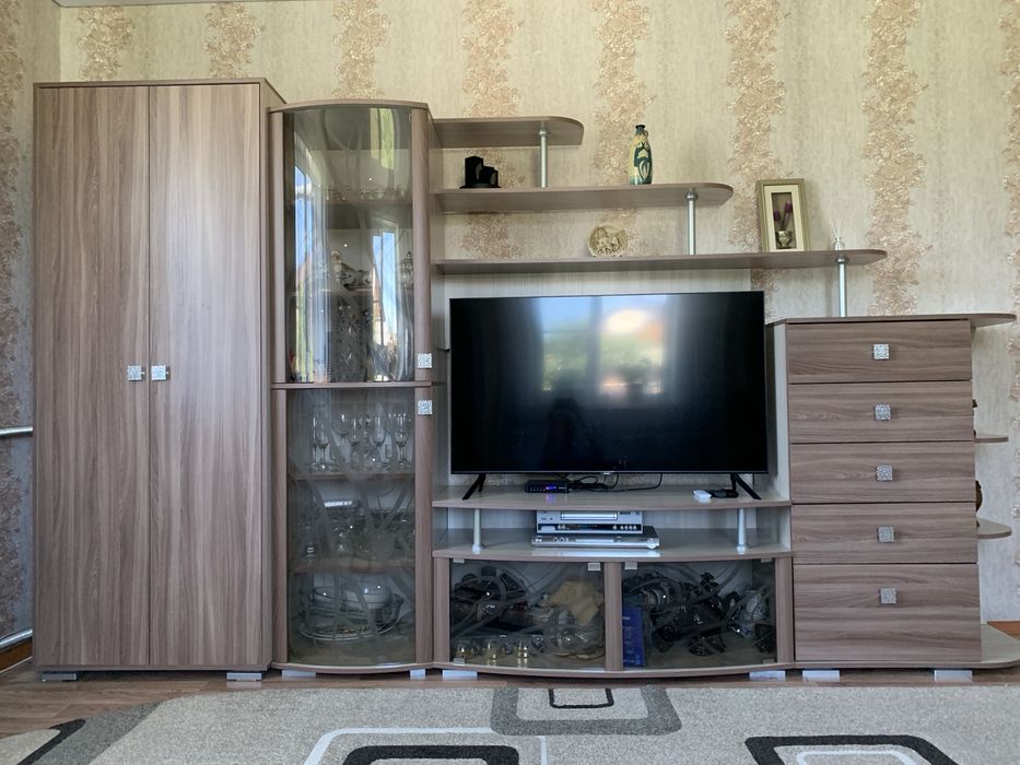 Горка для посуды со шкафом