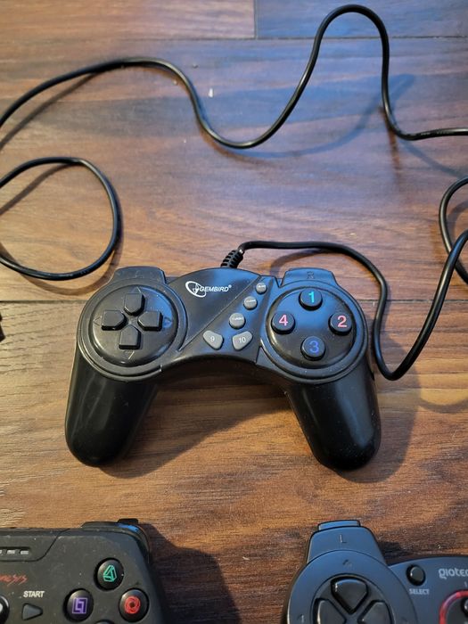 Manete jocuri defecte