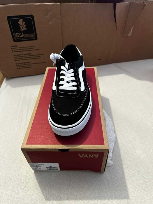 Vans Brooklyn Ls negru/alb, marimea 44 nou, la cutie