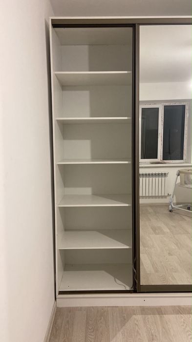 Продаётся купе шкаф