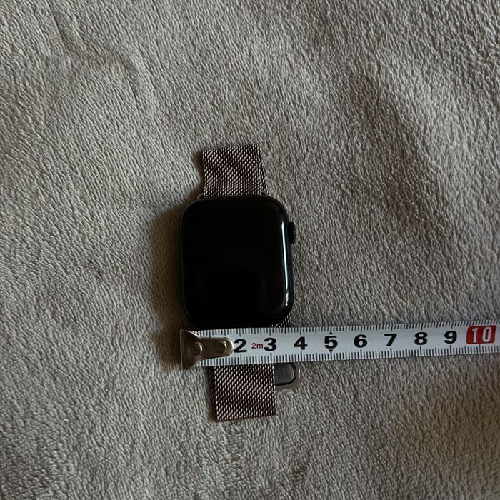 Часы Apple Watch черные с ремешком