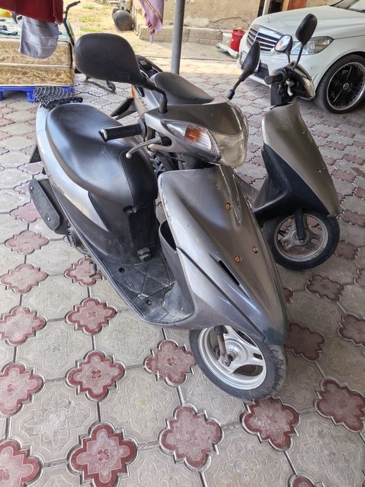 Мопед Suzuki, Honda