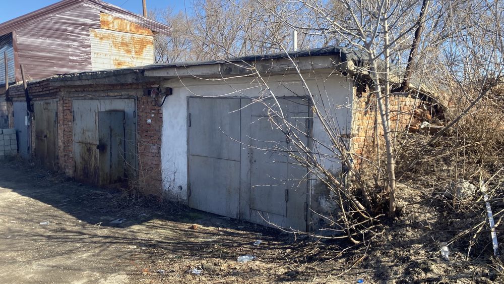 Продам два гаража на Пограничной