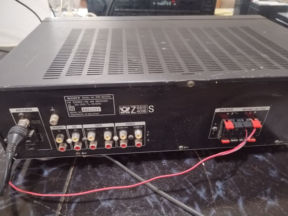 Amplituner Sony str-av270x stereo