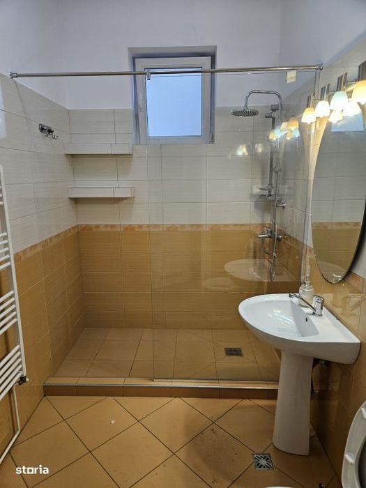 Apartament spatios, zona Hotel Napoca, pentru birou!