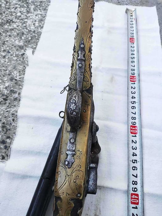 Продавам кремъклийка-карамфилка