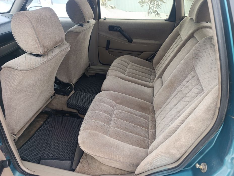 Продам пассат 1.8 моно