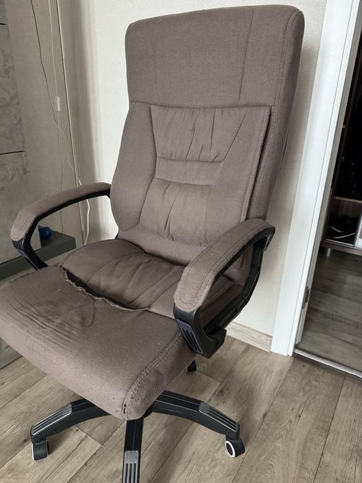 Стул компьютерный