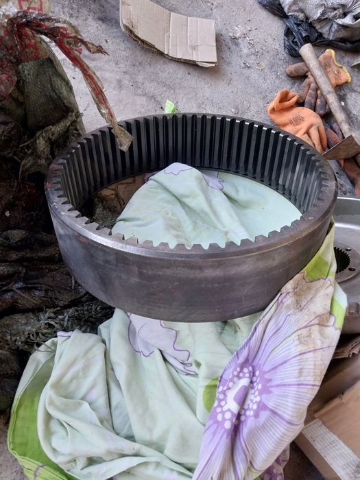 Запчасти экскаваторов