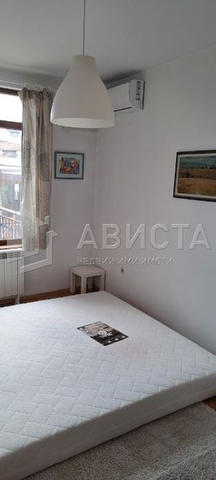 Дава се под наем Тристаен апартамент в София, Център - 130 кв.м за 1600 € - Снимка #4