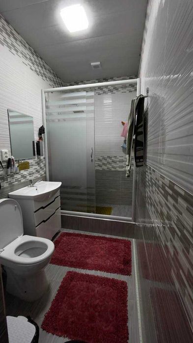 Продается квартира центральная улица Мукимий 3/3/4 70м2