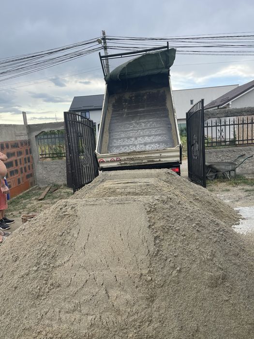 Transport nisip,piatra,balast , pamant vegetal