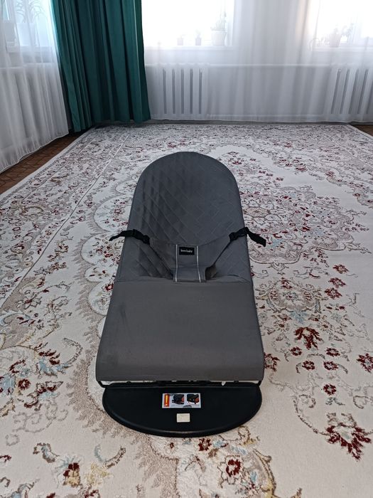 Продам шезлонг для ребенка