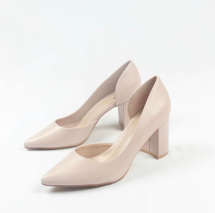 Бежевые туфли RIOFIORE