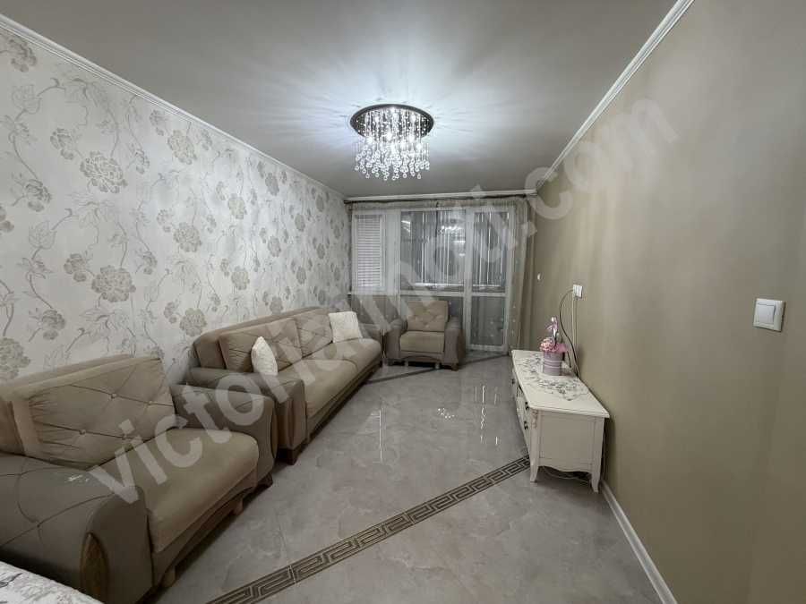 Продава се Тристаен апартамент в Велико Търново, Център - 120 кв.м за 765 €/кв.м - Снимка #3