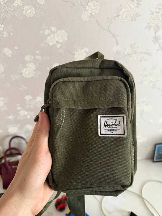 Сумка Herschel на плечо