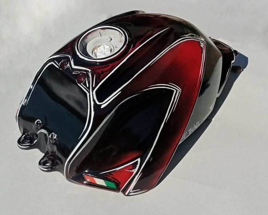 Custom paint каски /резервоари / други детайли