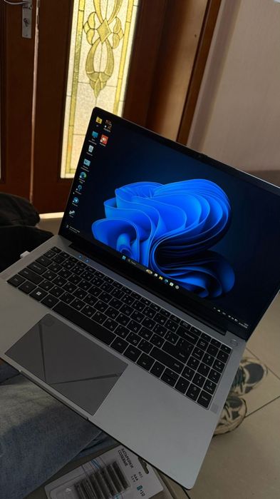 Ноутбук Fyria новый