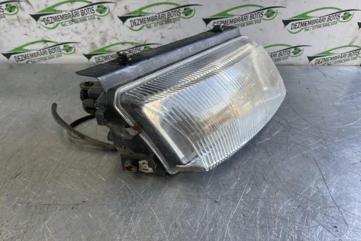 Far dreapta 4411156RXND7E / 441-1156RXND7E Volkswagen VW Passat 2000
