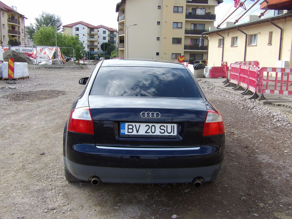 AUDI A4 2001 — imagine 4