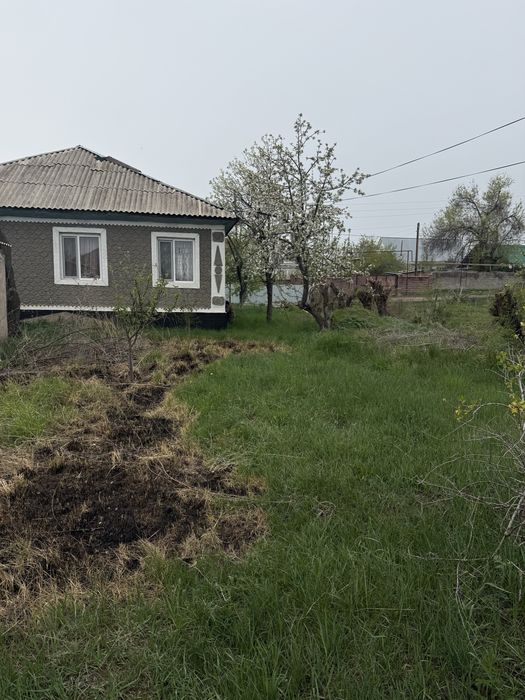 6 комнатный дом, 20 сот. Земли,