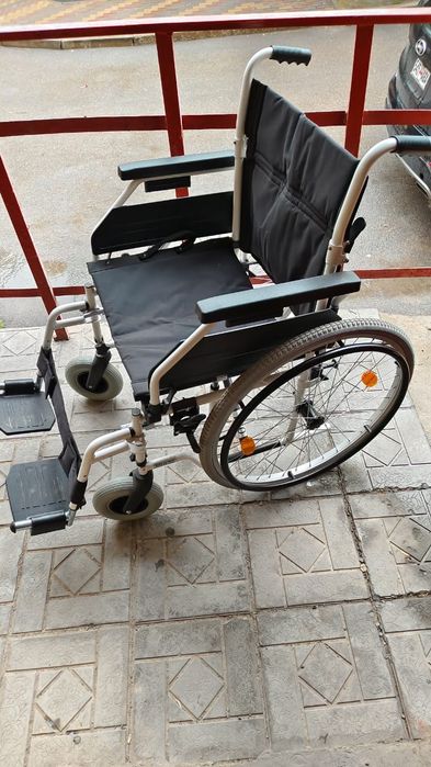 Инвалидное кресло коляска
