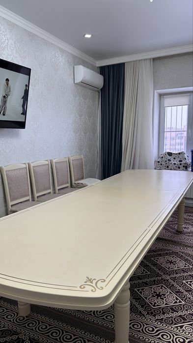 Продам стол 3-3,5 метра