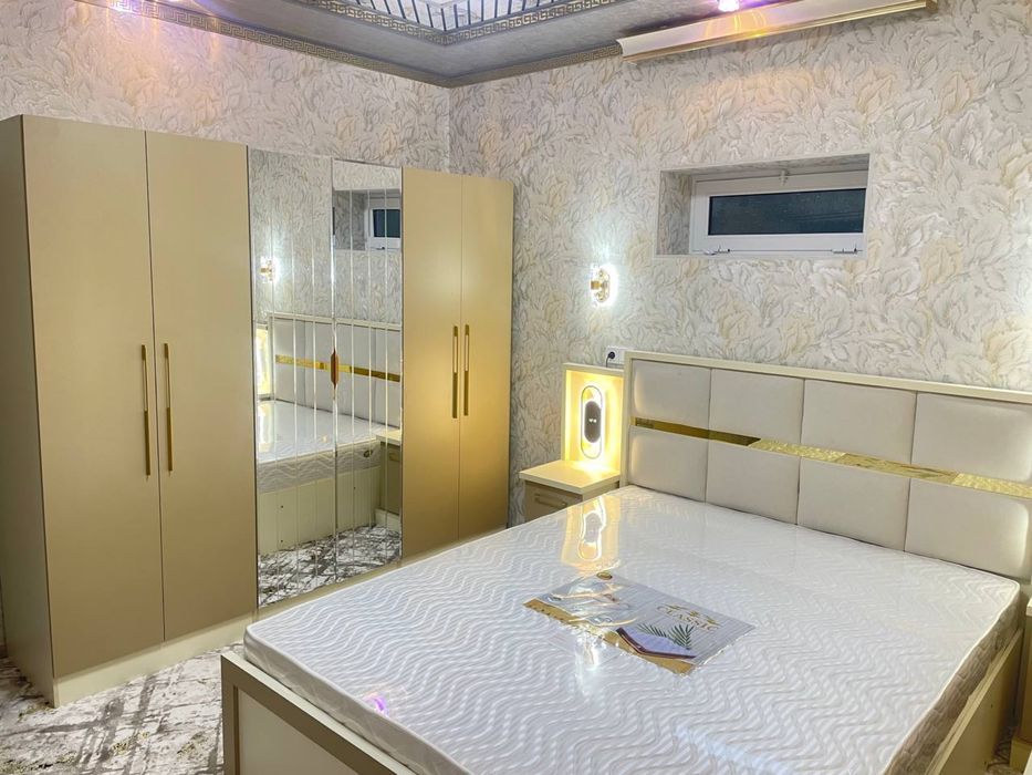 Spalniy mebel komplekt sotiladi.