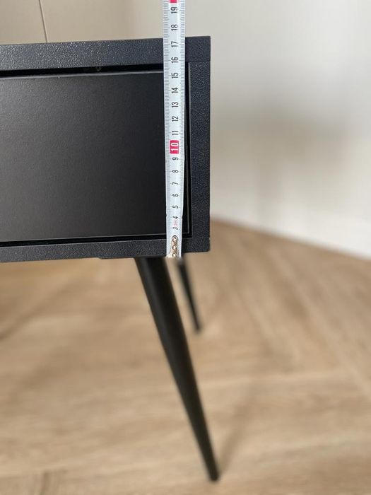 Тумбочка чёрная продам (новая)